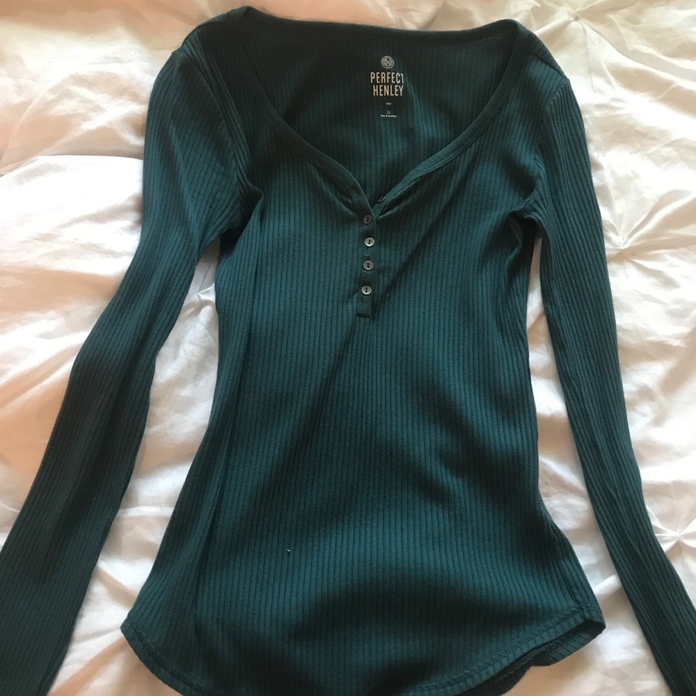 long sleeve teal button up shirt